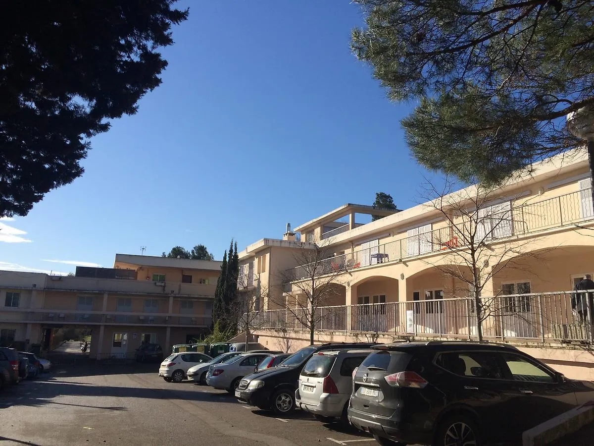 ホステル Auberge De Jeunesse Jas De Bouffanエクス＝アン＝プロヴァンス フランス